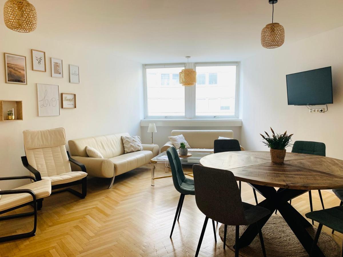 Ruhige Wohnung Im Gasometer Wien *Wifi*U3*Netflix* Zewnętrze zdjęcie